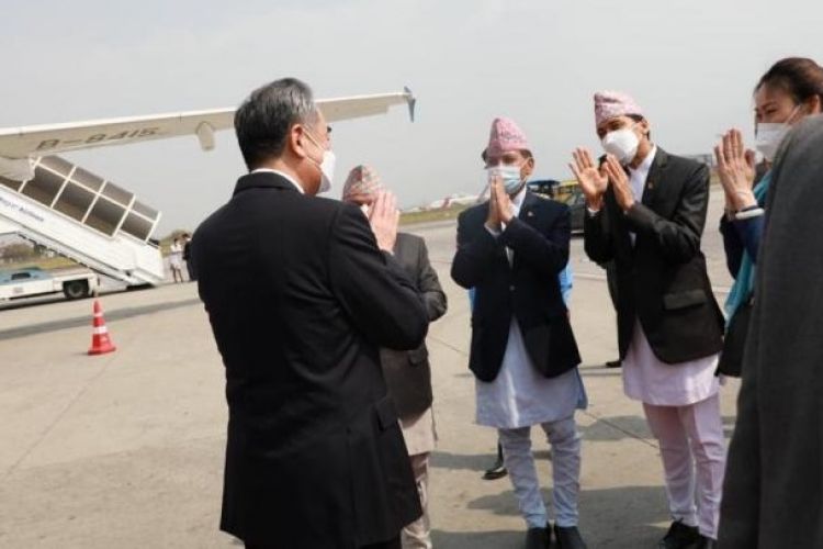 स्वदेश फर्किए चिनियाँ विदेशमन्त्री वाङ यी 