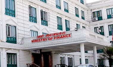 सरकारी सुविधाको २० प्रतिशत इन्धन खर्च कटौती गर्ने निर्णय कार्यान्वयनमा