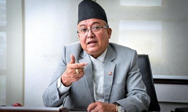 सर्वोच्चको फैसलाले निर्वाचन सर्ने हो कि भन्ने प्रश्नमा प्रमुख निर्वाचन आयुक्तले दिए यस्तो प्रतिक्रिया