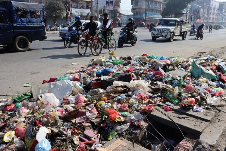 अब कुहिने र नकुहिने फोहोर छुट्ट-छुट्टै नदिए पाँच सय जरिवाना  तिराइने