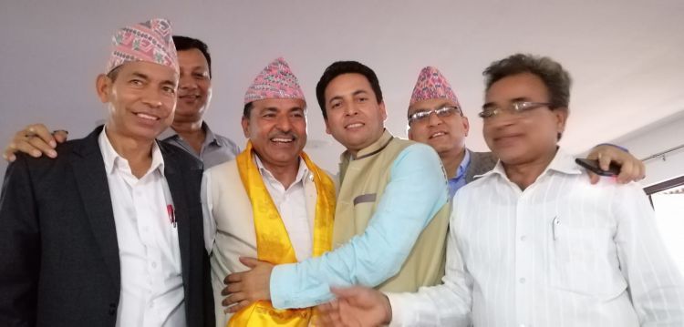 एमालेले भरतपुरको मेयरमा विजय सुवेदीलाई उम्मेदवार बनाउने