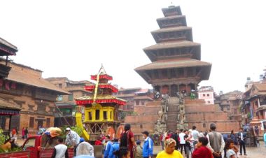 भक्तपुरमा बिस्के जात्राको रौनक 