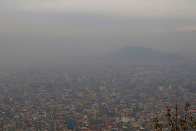 वायु प्रदुषणमा वृद्धि: यस्तो छ आजको मौसम 