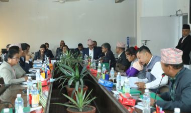 अर्थ समितिको पहिलो बैठक सम्पन्नः स्टक लाइसेन्सदेखि अर्थतन्त्र सुधारबारे छलफल