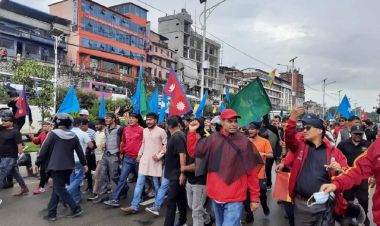 आज राप्रपाले भ्रष्टाचारको विरोधमा प्रर्दशन गर्दै