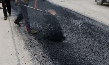 दोर्दी गाउँपालिका ४ नौथर शेरादेखि सिमी ताँजे जोड्ने सडकको स्तरोन्नति सुरु 