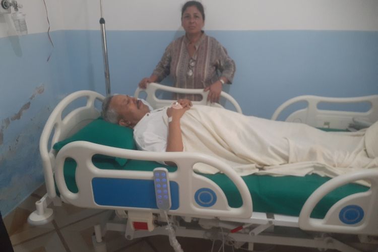 पूर्व शिक्षा मन्त्री गिरिराजमणि पोखरेल अस्पताल भर्ना