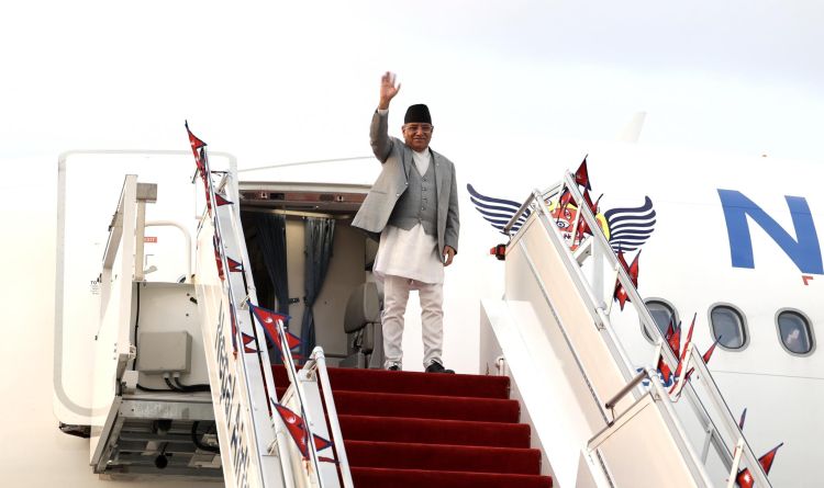 भारत भ्रमण सकेर प्रधानमन्त्री दाहाल स्वदेश फिर्ता