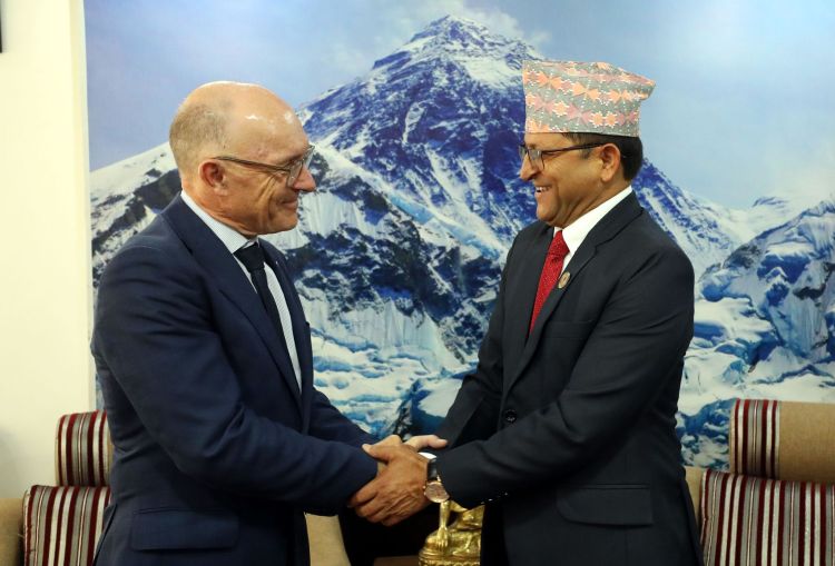 अध्यक्ष तिमिल्सिना र सिटिबिटीयोका कार्यकारी सचिव रोर्बटबीच भेटवार्ता