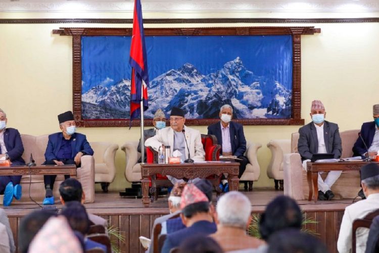 प्रधानमन्त्रीको अभिव्यक्तिलाई लिएर एमालेले डाक्यो संसदीय दलको बैठक