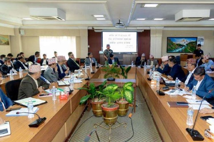 बजेट कार्यान्वयनबारे अर्थमन्त्री महतले गरे सरोकारवालासँग छलफल