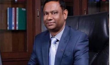 समृद्ध नेपाल बनाउने लक्ष्यबाट सरकार पछि हट्दैन :  वनमन्त्री महतो