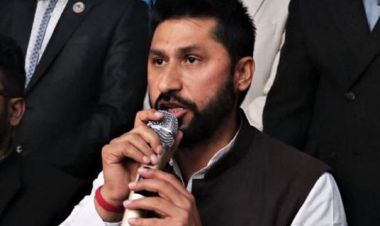 नेकपा एमाले र नेपाली कांग्रेसले सदन कब्जा गरे : रवि लामिछाने