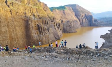 म्यान्मारमा पहिरोमा परी ज्यान गुमाउने संख्या २५ पुग्यो