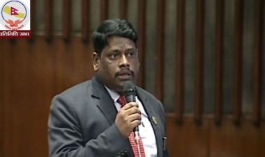 सरकारले इन्जिनियर शिक्षामा बढाएको शुल्क फिर्ता गर्नुपर्छ : सांसद खान