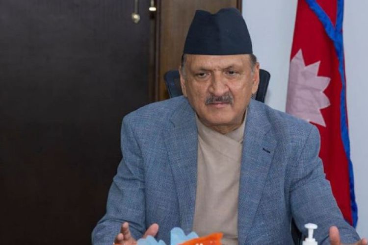 भन्सार छलेर सामान भित्र्याउनेलाई कडा निगरानीमा राख्नुपर्छः अर्थमन्त्री महत