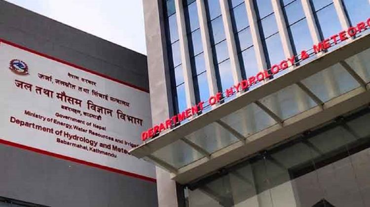 बाढीपहिरोले देशका बिभिन्न सडक अवरूद्द, सतर्कता अपनाउन अनुरोध