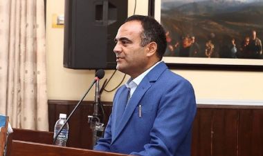 संविधानसम्मत रूपमा विद्यालय शिक्षा विधेयक अगाडि बढाउनुपर्छ : नैनसिंह महर