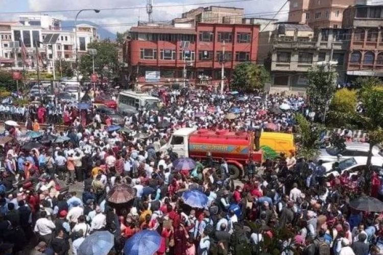 काठमाडौंमा देशैभरीको शिक्षक जम्मा, आजदेखि प्रदर्शनमा उत्रदै