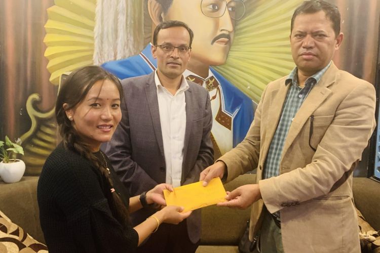 लेक्स कियर नेपाललाई एनआरएनद्वारा आर्थिक सहयोग