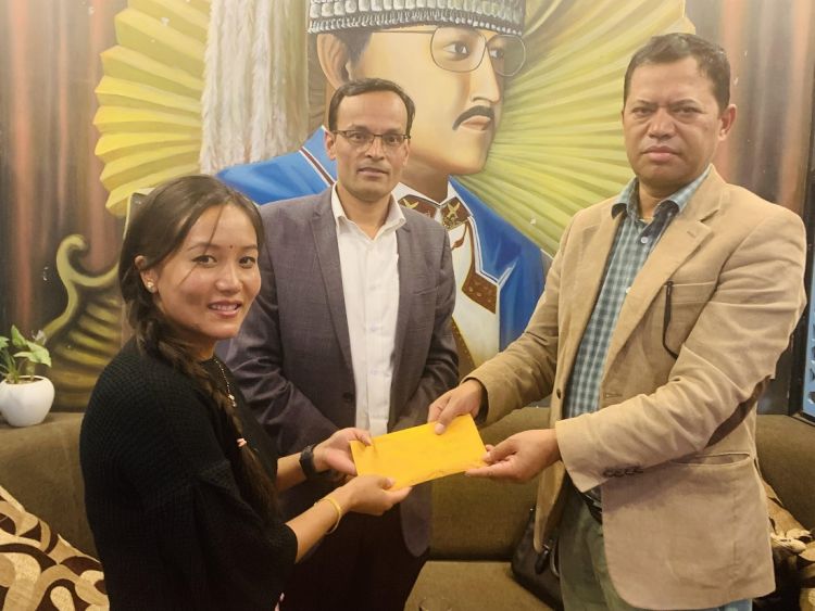लेक्स कियर नेपाललाई एनआरएनद्वारा आर्थिक सहयोग
