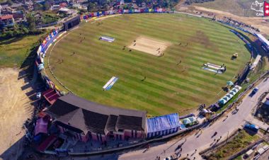 खेल सुरु एक घन्टा अगाबै मुलपानी मैदान फ्यानहरू जम्मा