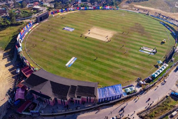 खेल सुरु एक घन्टा अगाबै मुलपानी मैदान फ्यानहरू जम्मा