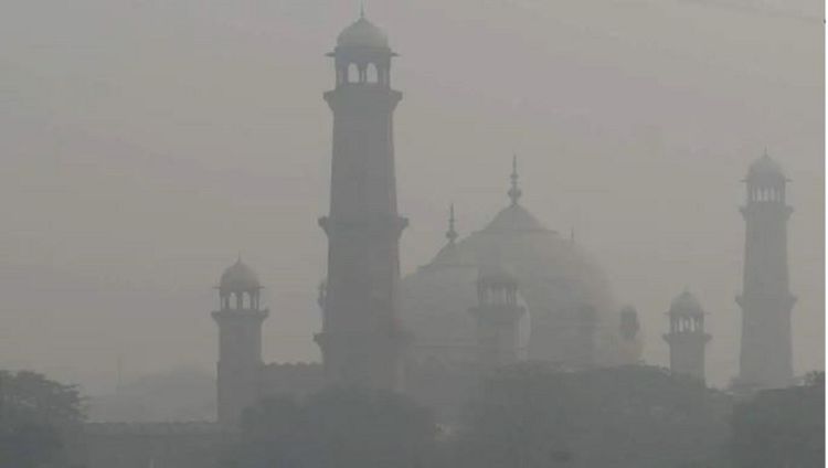 पाकिस्तानको पञ्जावमा अत्याधिक धुलोका कारण चार दिन बिदा