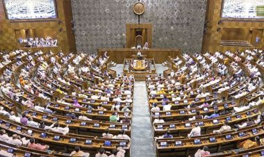 विपक्षीबिहीन बन्यो भारतीय संसद्, विपक्षी दलका १४१ सांसद निलम्बित