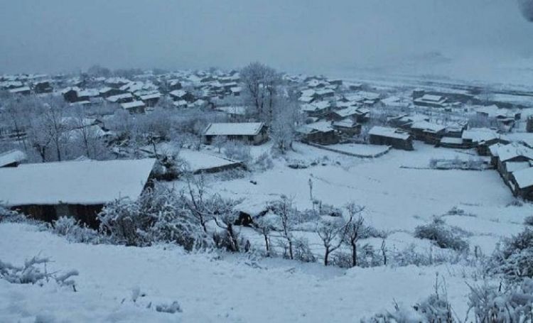 उच्च पहाडी तथा हिमाली भेगमा हिमपात सुरु, बढ्यो चिसो