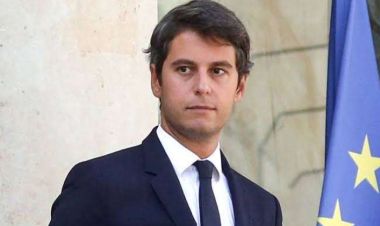  ३४ वर्षिय एटल बने फ्रान्सको सबैभन्दा कान्छो र पहिलो समलिङ्गी प्रधानमन्त्री 