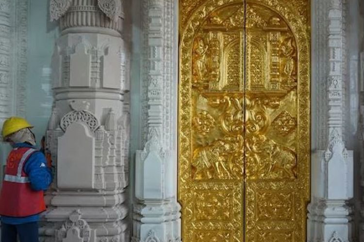 अयोध्या राममन्दिरका ४६ मध्ये १८ ढोका सुनका लगाइने