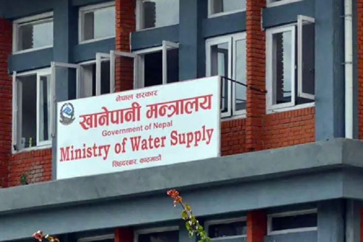 धारामा मेलम्चीको पानी नआए तत्काल सम्पर्क गर्नु : खानेपानी मन्त्रालय