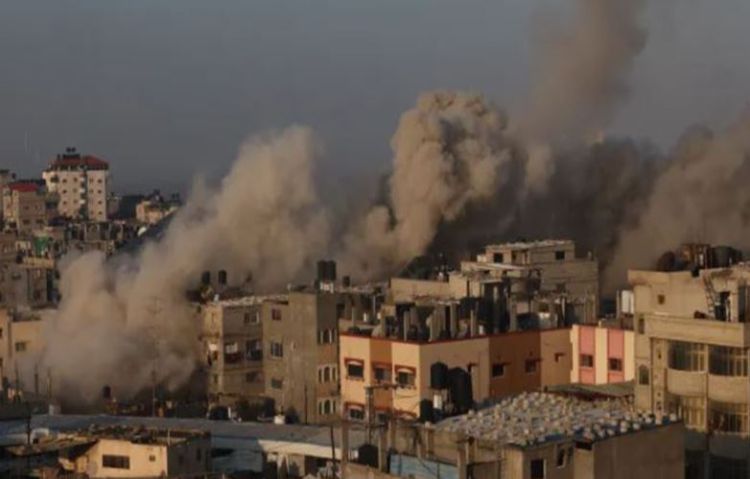 इजरायले गर्यो हवाई आक्रमणः ९० प्यालेस्टाइनीको मृत्यु