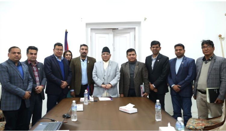 अटोमोवाइल व्यवसायलाई गतिशील बनाउन एशोसिएशनको प्रधानमन्त्रीसंग माग