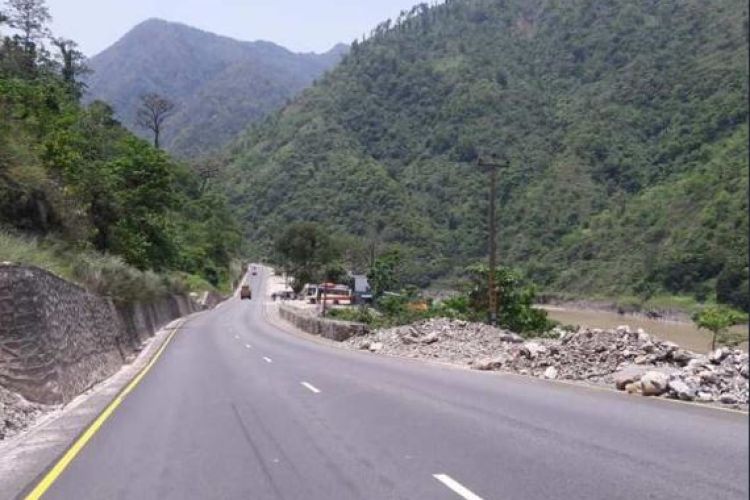 नारायणगढ–मुग्लिन सडक खण्ड थप तीन साता दिउँसो बन्द हुने