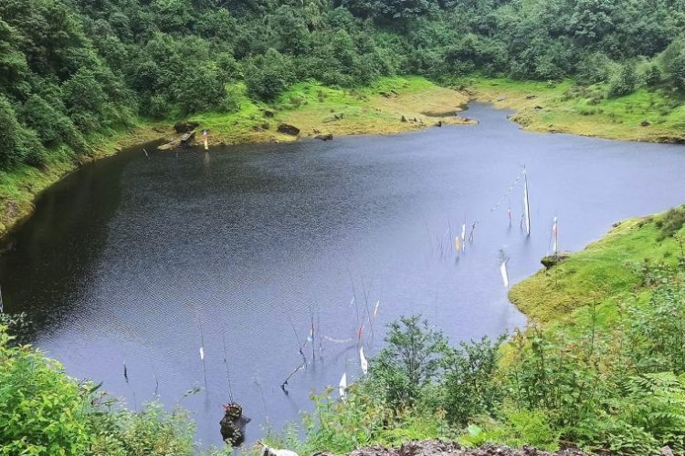 पर्यटकीय सम्भावना बोकेको वाग्मा पोखरी ओझेलमा 
