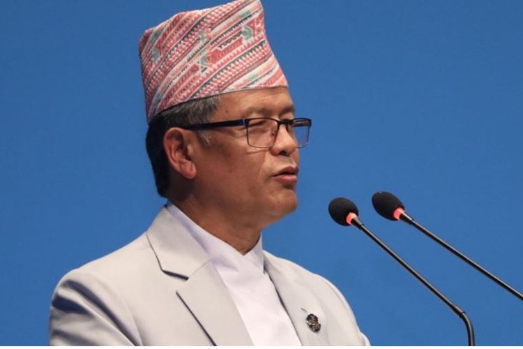 क्रोनिक क्यापिटलिज्मले गर्दा नेताहरु व्यापारी जस्ता भएका छन् : उपसभापति गुरुङ
