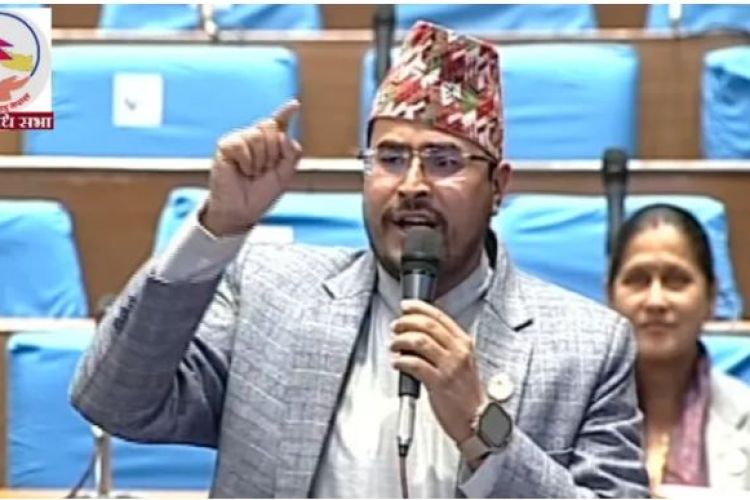  के प्रधानमन्त्री अदालत भन्दा माथि छन् ?–ज्ञानेन्द्र शाही