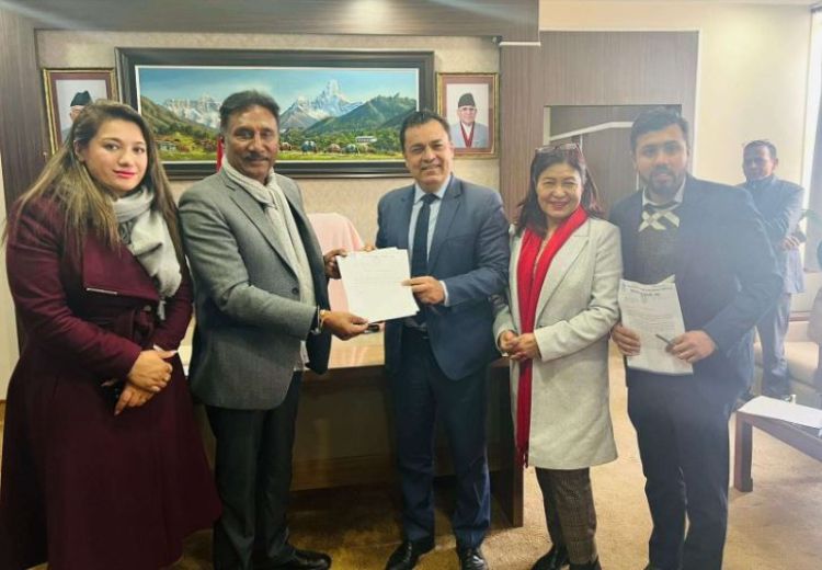 रुसमा हुने मानवतस्करी रोक्न श्रममन्त्री भण्डारीको ध्यानार्कषण