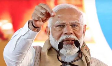 मोदीको विरूद्धमा उभिए वाराणासीमा कांग्रेसको उम्मेदवार अजय राय