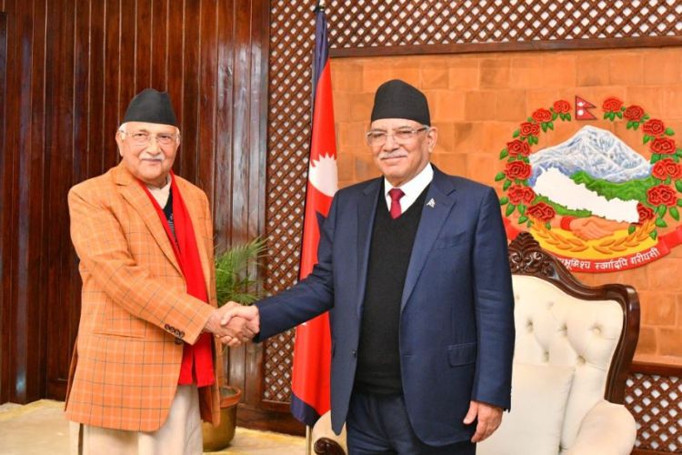  एमालेलाई प्रचण्ड सरकारमा उपप्रधानमन्त्रीसहित ८ मन्त्रालय