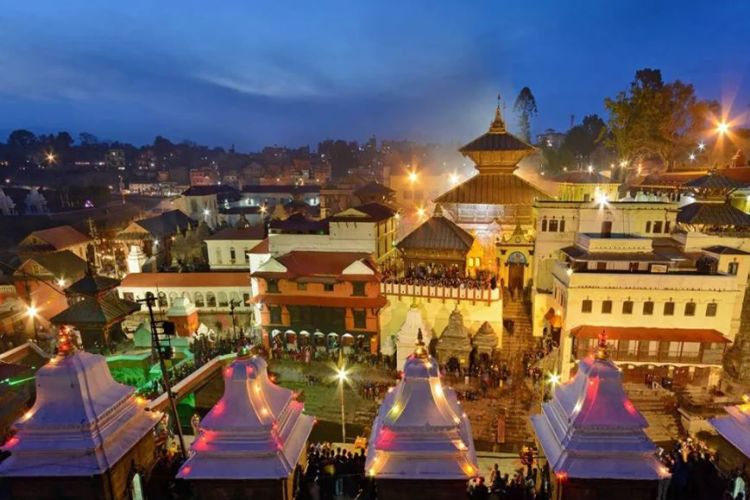 आज महाशिवरात्रि पर्व,  आराध्य देव भगवान् शिवको पूजा–आराधना गरी मनाइँदै