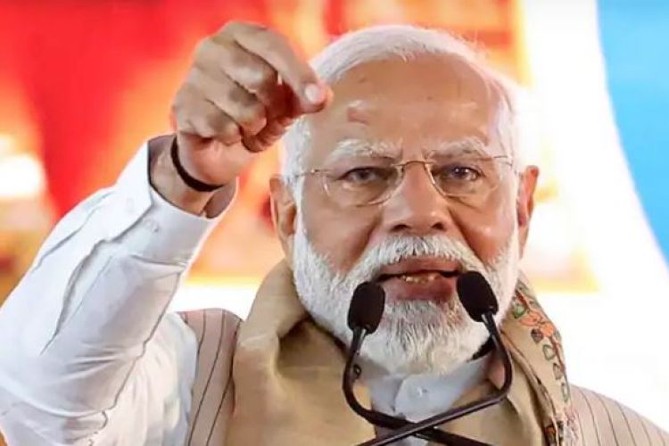 मोदीको विरूद्धमा उभिए वाराणासीमा कांग्रेसको उम्मेदवार अजय राय