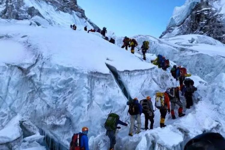 वसन्त ऋतुको आगमनसँगै पर्यटन विभागले दियो हिमाल आरोहणको अनुमति 