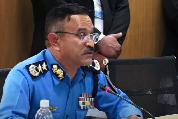 सहकारी प्रकरणमा गृहमन्त्री लामिछानेविरुद्ध प्रमाण भेटिएन : महानिरीक्षक कुँवर