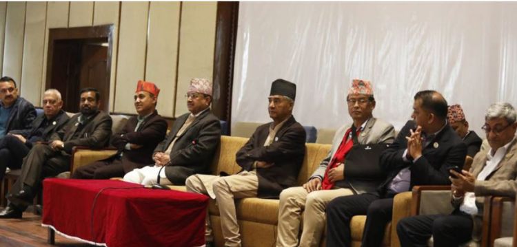 कांग्रेसको पदाधिकारी र पूर्वपदाधिकारी बैठकः मन्त्रीले राजीनामा नदिने निर्णय