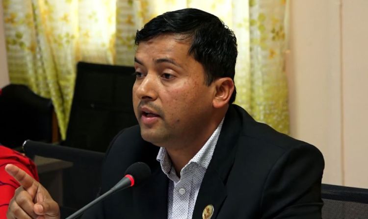 कांग्रेस गृहमन्त्रीमाथि प्रहार गरेर वर्तमान सरकार ढाल्ने योजनामा लागेको छ : महेश बर्तौला