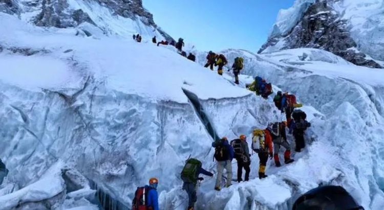 वसन्त ऋतुको आगमनसँगै पर्यटन विभागले दियो हिमाल आरोहणको अनुमति 