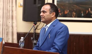  कांग्रेस केन्द्रीय समिति र संसदीय दलको संयुक्त बैठक राख्नुपर्छ : नैनसिंह महर
